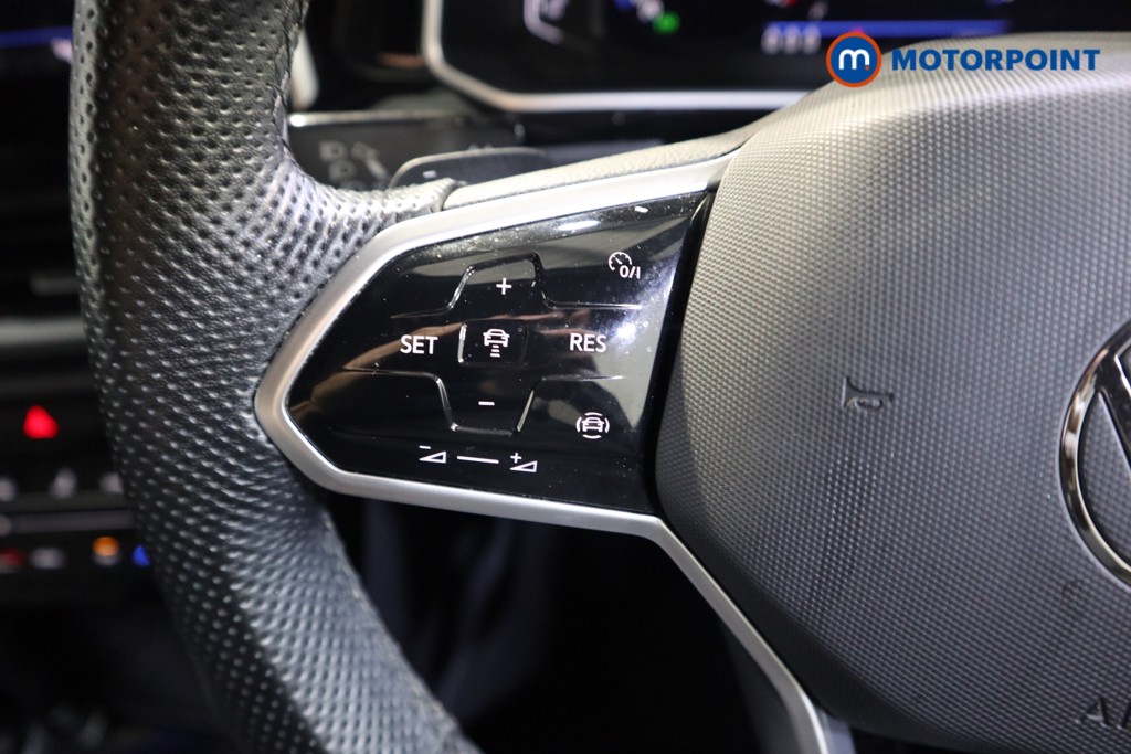 Used Volkswagen T-Roc 2023 for sale - 76967978: Photo 11