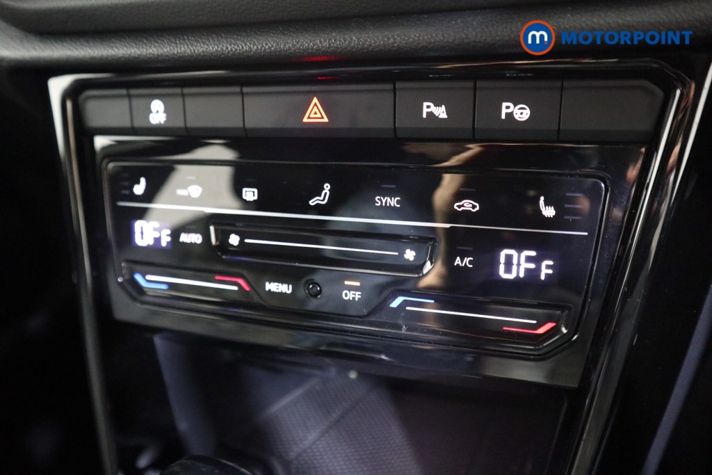 Used Volkswagen T-Roc 2023 for sale - 76967978: Photo 16