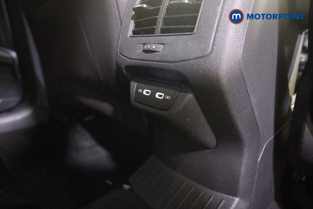 Used Volkswagen T-Roc 2023 for sale - 76967978: Photo 28