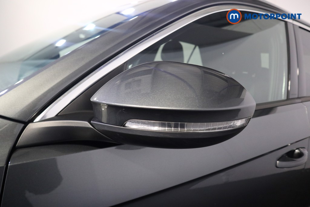 Used Volkswagen T-Roc 2023 for sale - 76967978: Photo 42