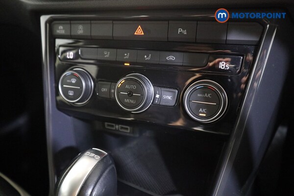 Used Volkswagen T-Roc 2019 for sale - 76038416: Photo 15