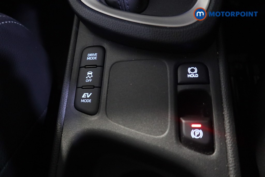 Used Toyota Yaris Cross 2023 for sale - 76835896: Photo 20