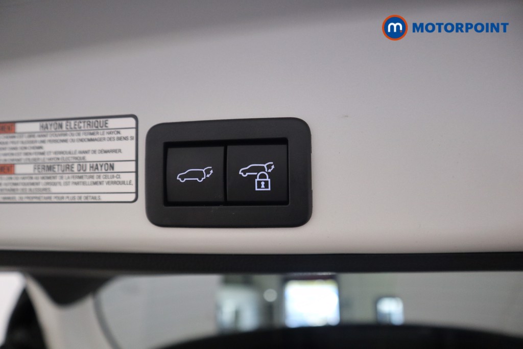 Used Toyota Yaris Cross 2023 for sale - 76835896: Photo 25