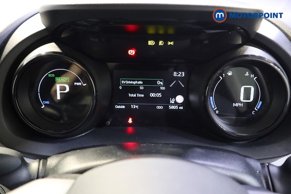 Used Toyota Yaris 2023 for sale - 76322678: Photo 13