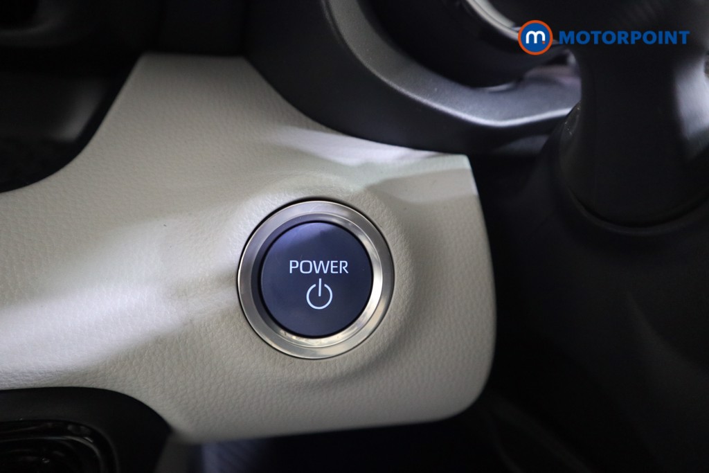 Used Toyota Yaris 2023 for sale - 76322678: Photo 15