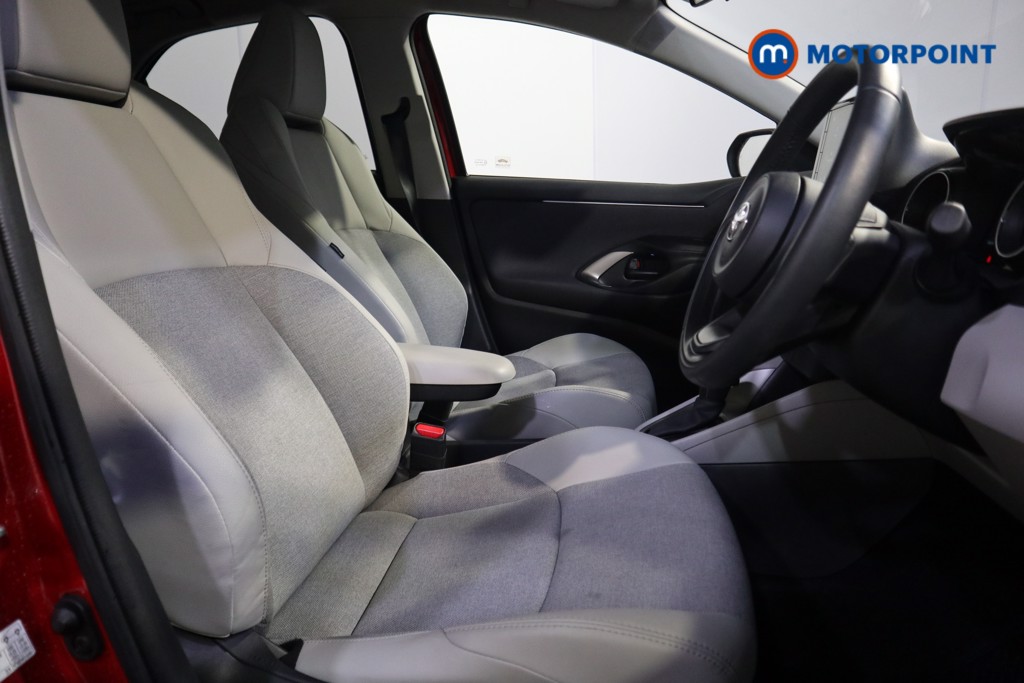 Used Toyota Yaris 2023 for sale - 76322678: Photo 22