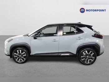 Used Toyota Yaris Cross 2024 for sale - 75353749: Photo
