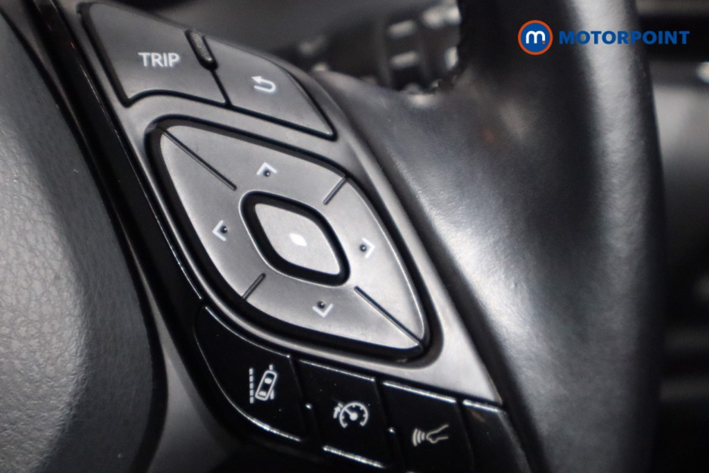 Used Toyota C-HR 2017 for sale - 76616531: Photo 16