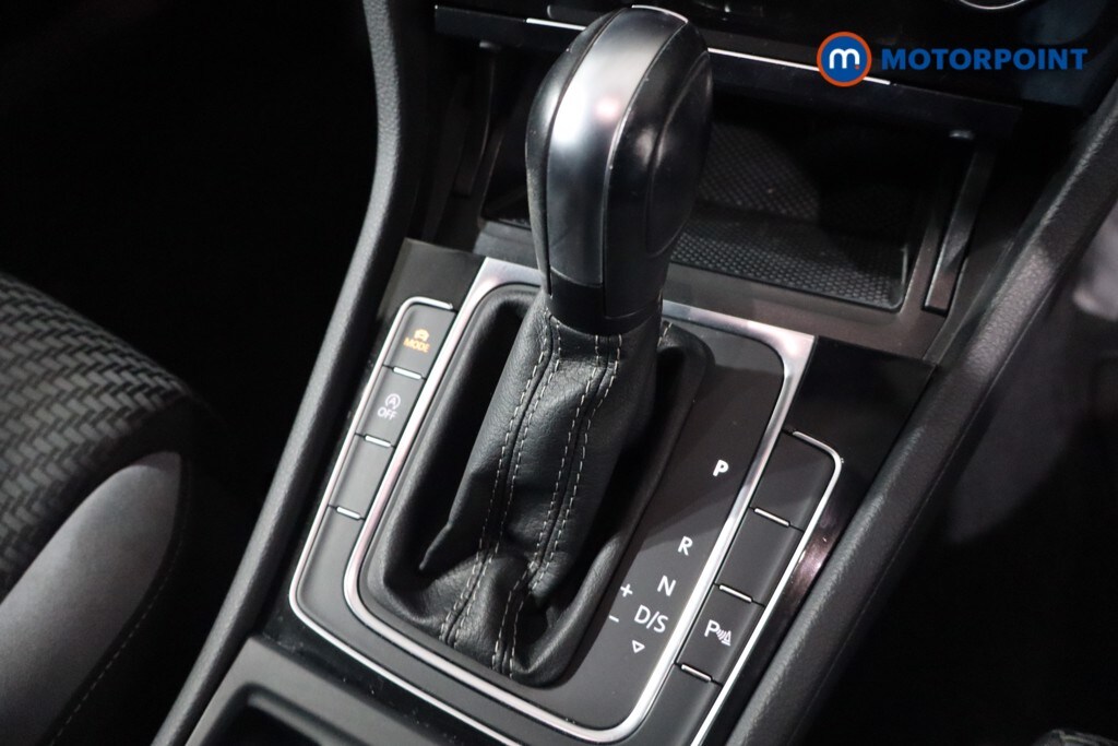 Used Volkswagen Golf 2019 for sale - 77804716: Photo 22