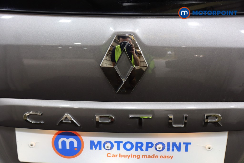 Used Renault Captur 2020 for sale - 76373393: Photo 39