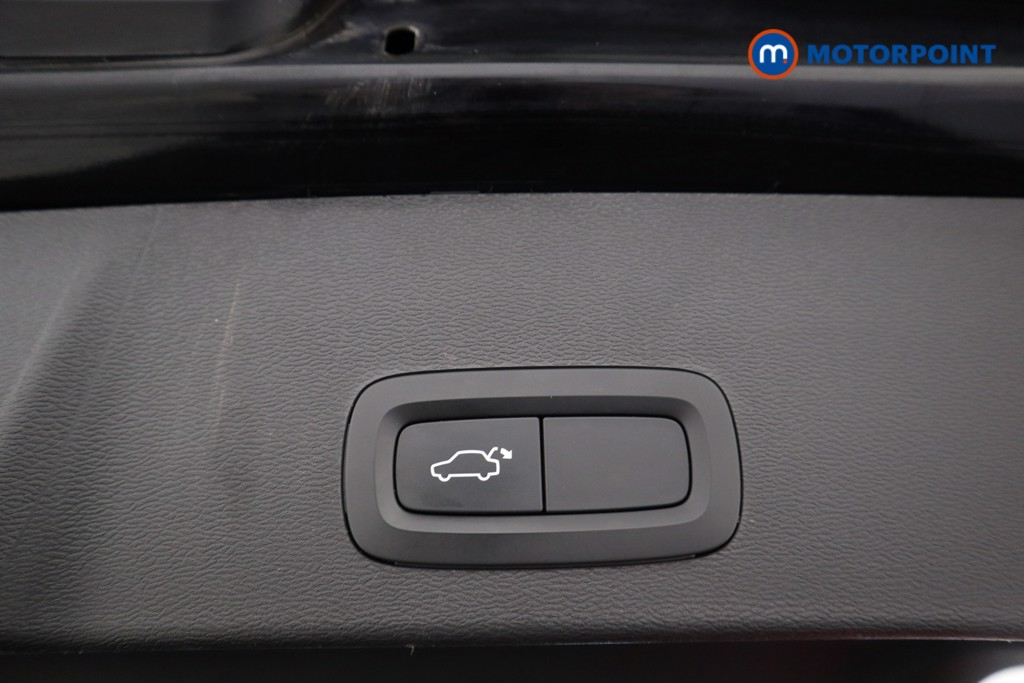 Used Volvo XC40 2022 for sale - 77775648: Photo 32