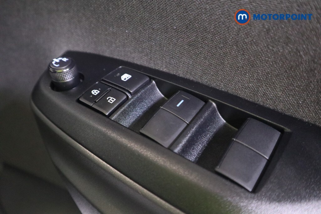 Used Toyota Yaris 2023 for sale - 76262227: Photo 20