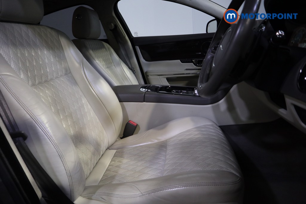 Used Jaguar XJ 2017 for sale - 76416048: Photo 27