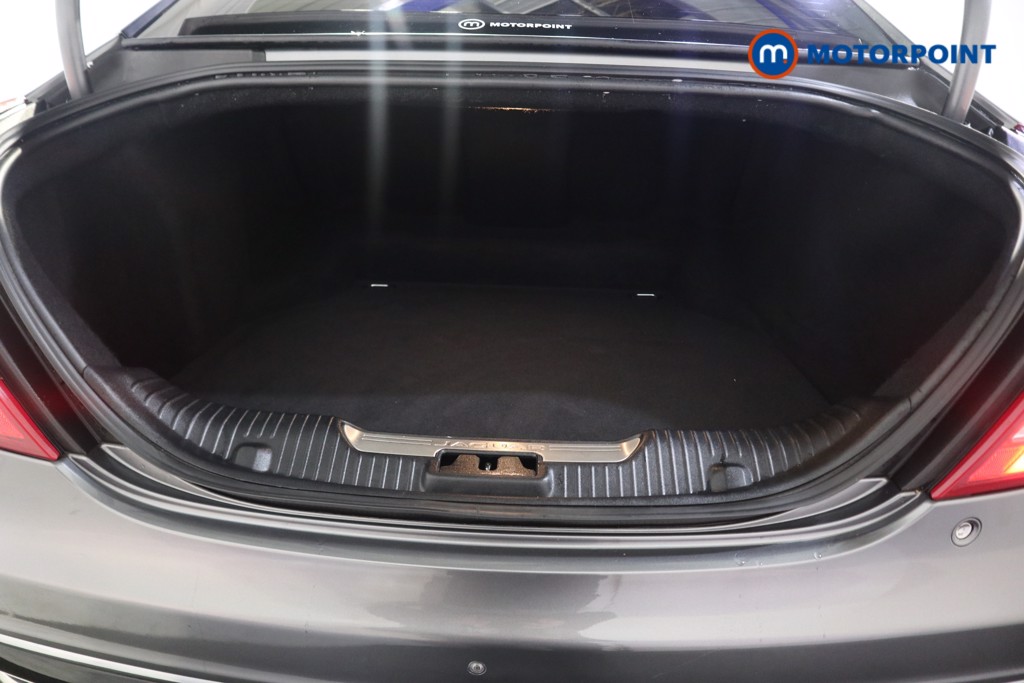 Used Jaguar XJ 2017 for sale - 76416048: Photo 33