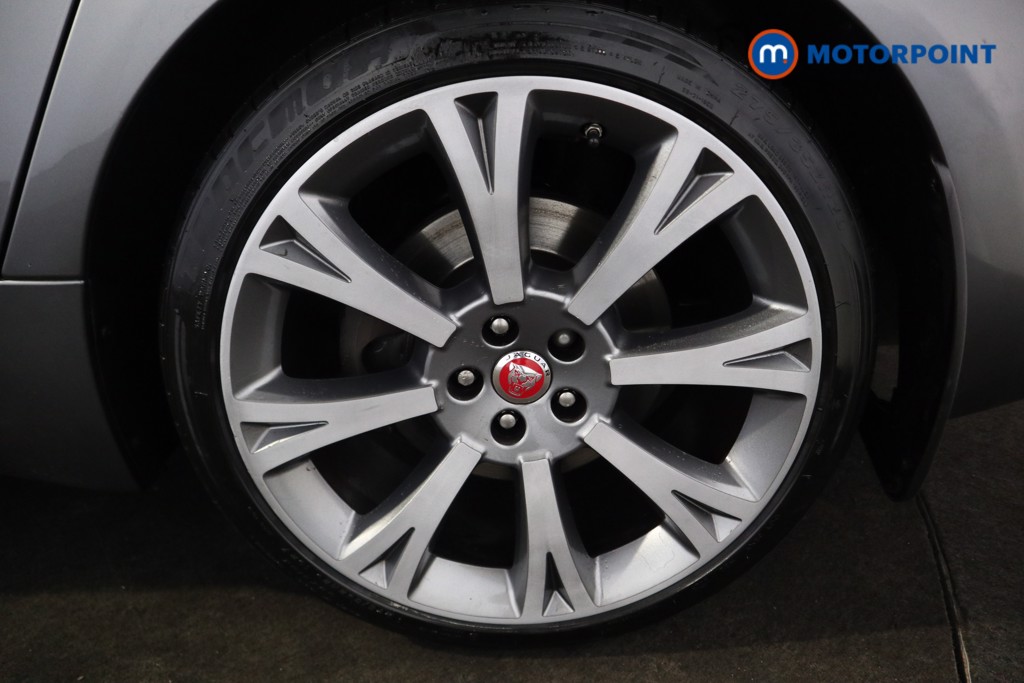 Used Jaguar XJ 2017 for sale - 76416048: Photo 38