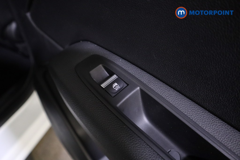 Used Renault Captur 2022 for sale - 77354630: Photo 26