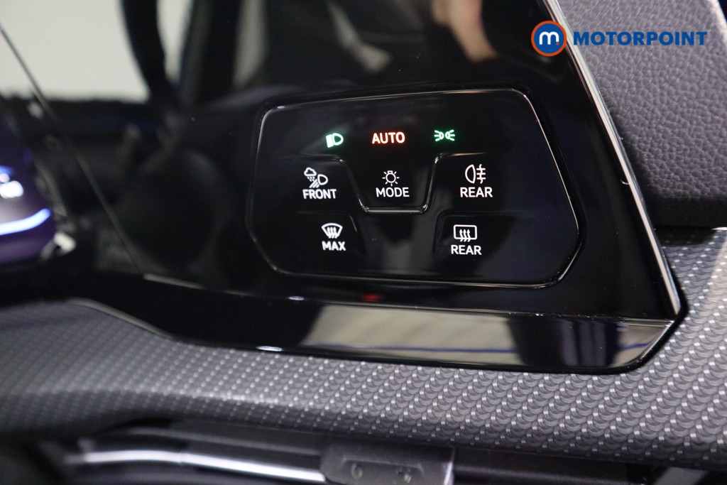 Used Volkswagen Golf 2024 for sale - 77381922: Photo 19