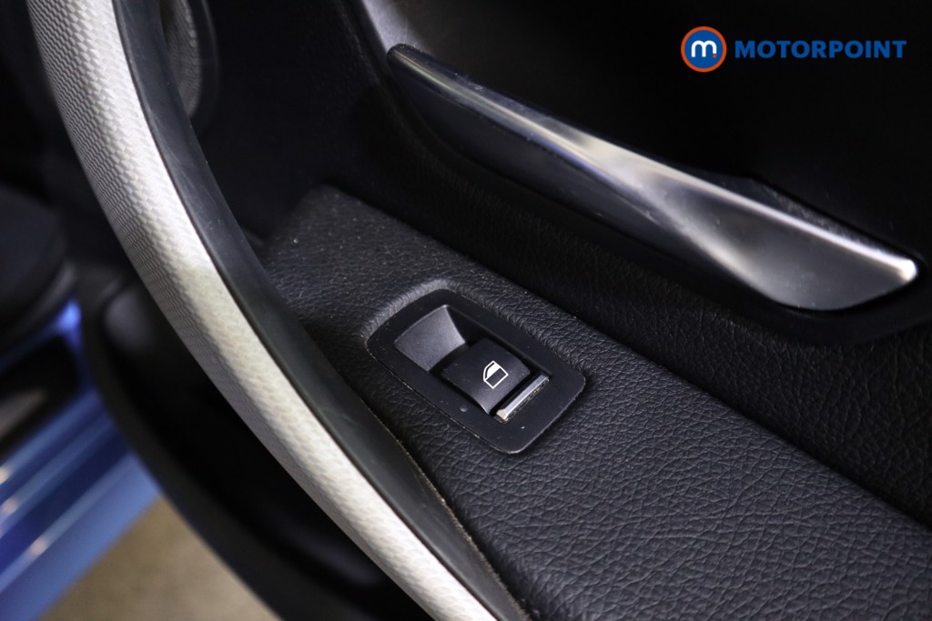 Used BMW 3 Series 2018 for sale - 77248937: Photo 26