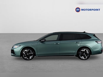 Used Volkswagen Passat 2025 for sale - 79466607: Photo
