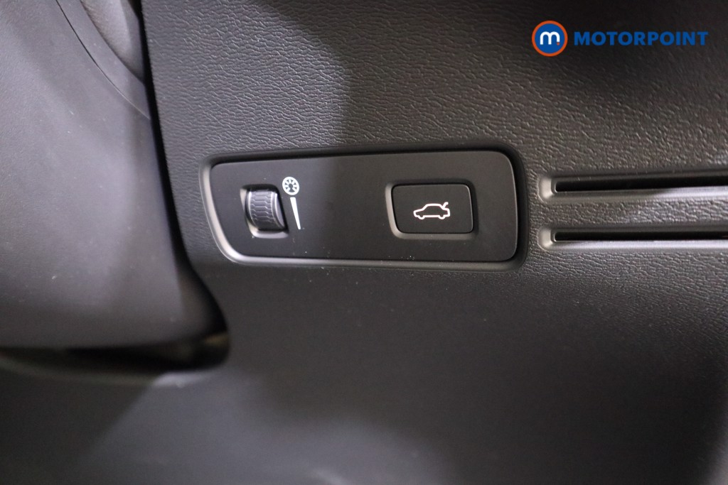 Used Volvo XC40 2020 for sale - 76697090: Photo 18