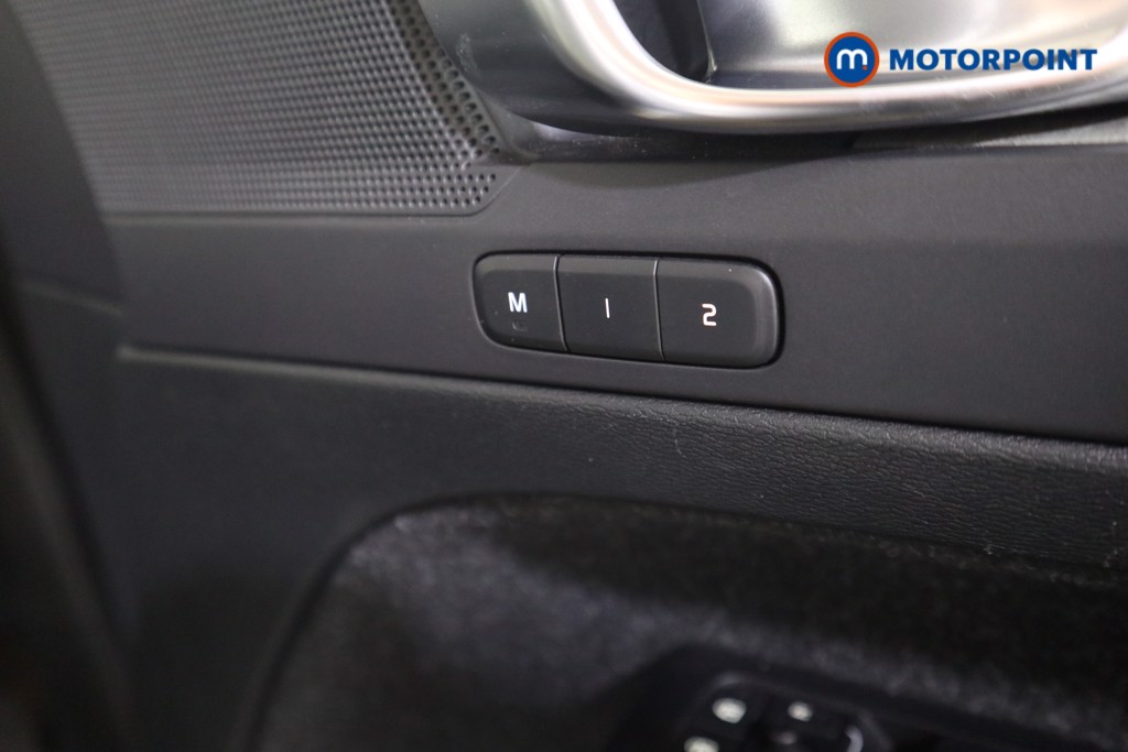 Used Volvo XC40 2020 for sale - 76697090: Photo 19