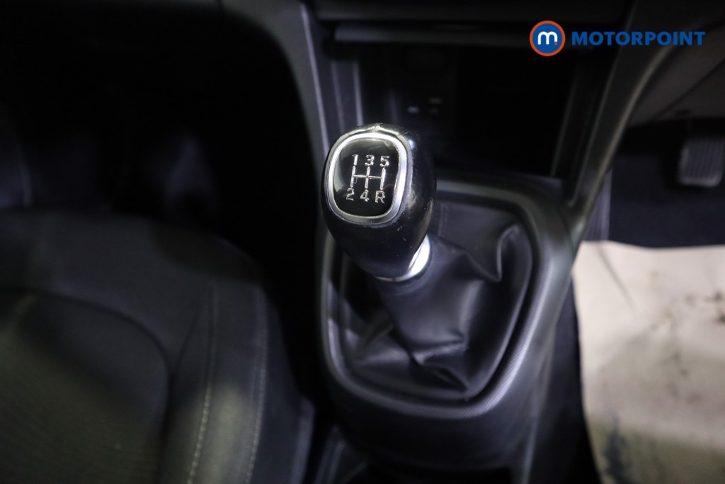 Used Hyundai i10 2019 for sale - 77607709: Photo 19