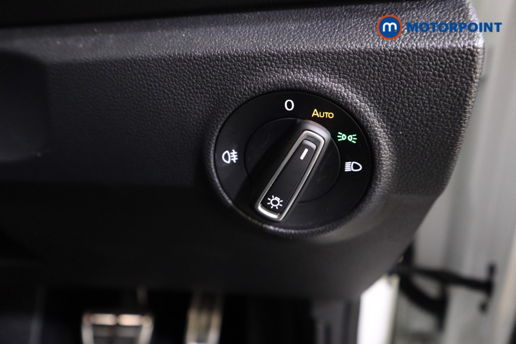 Used Volkswagen T-Roc 2024 for sale - 76782672: Photo 19