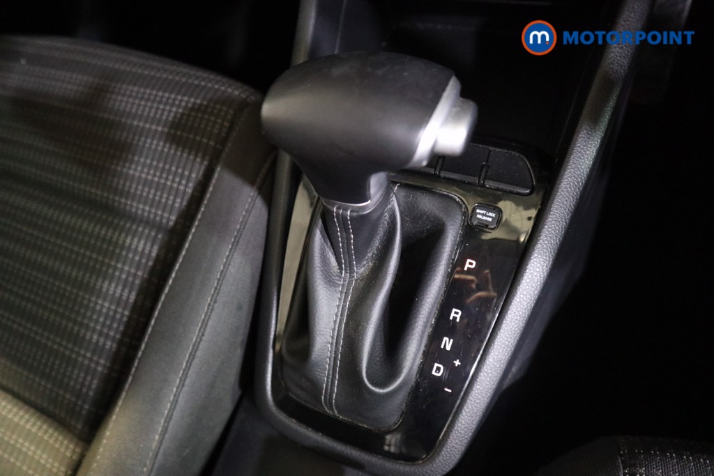 Used Kia Stonic 2022 for sale - 77546005: Photo 16