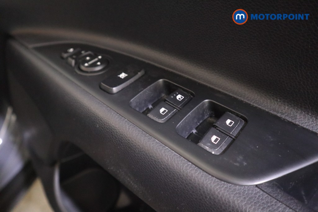 Used Kia Stonic 2022 for sale - 77546005: Photo 18