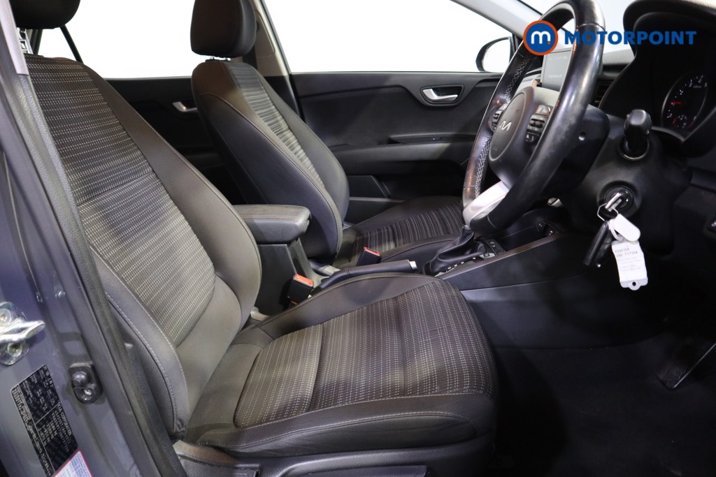 Used Kia Stonic 2022 for sale - 77546005: Photo 19