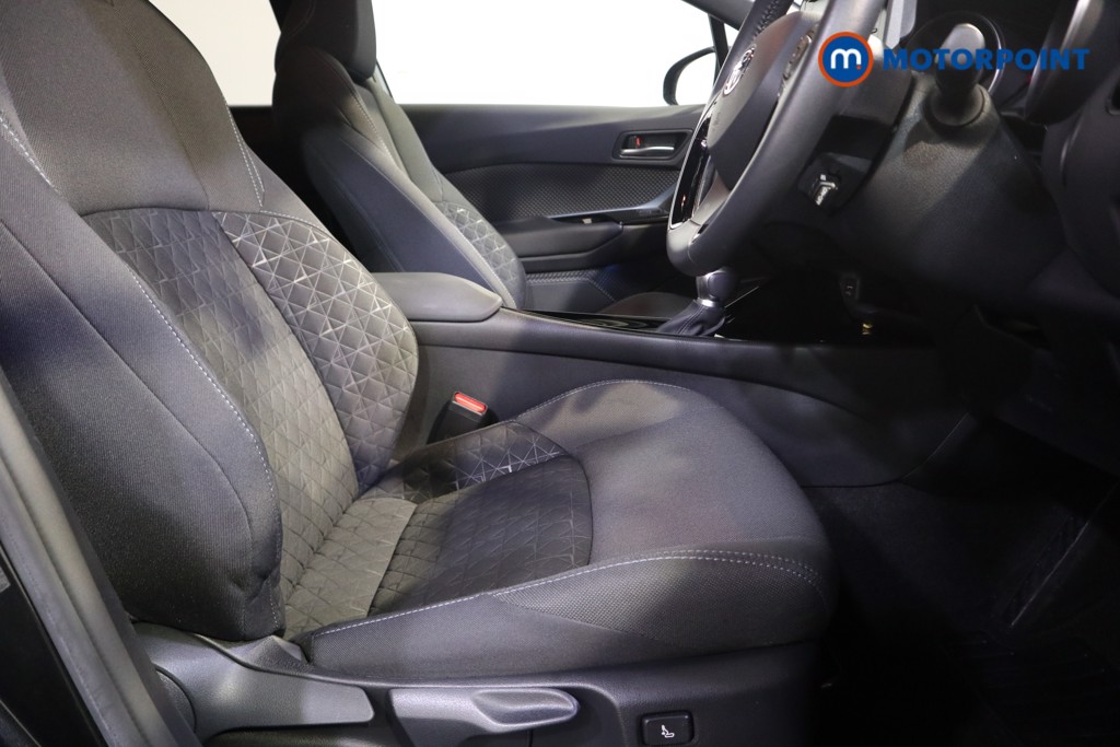 Used Toyota C-HR 2020 for sale - 76402805: Photo 21