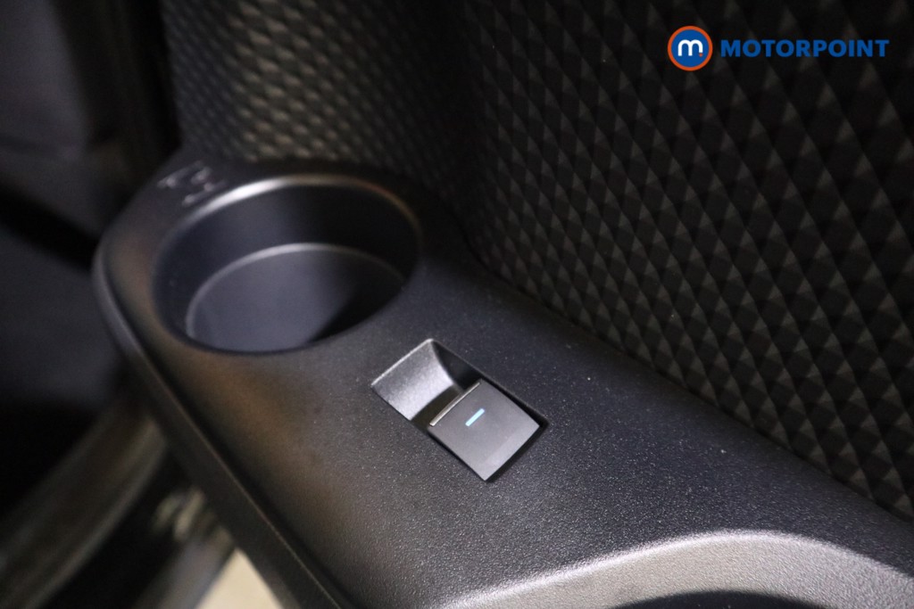 Used Toyota C-HR 2020 for sale - 76402805: Photo 24