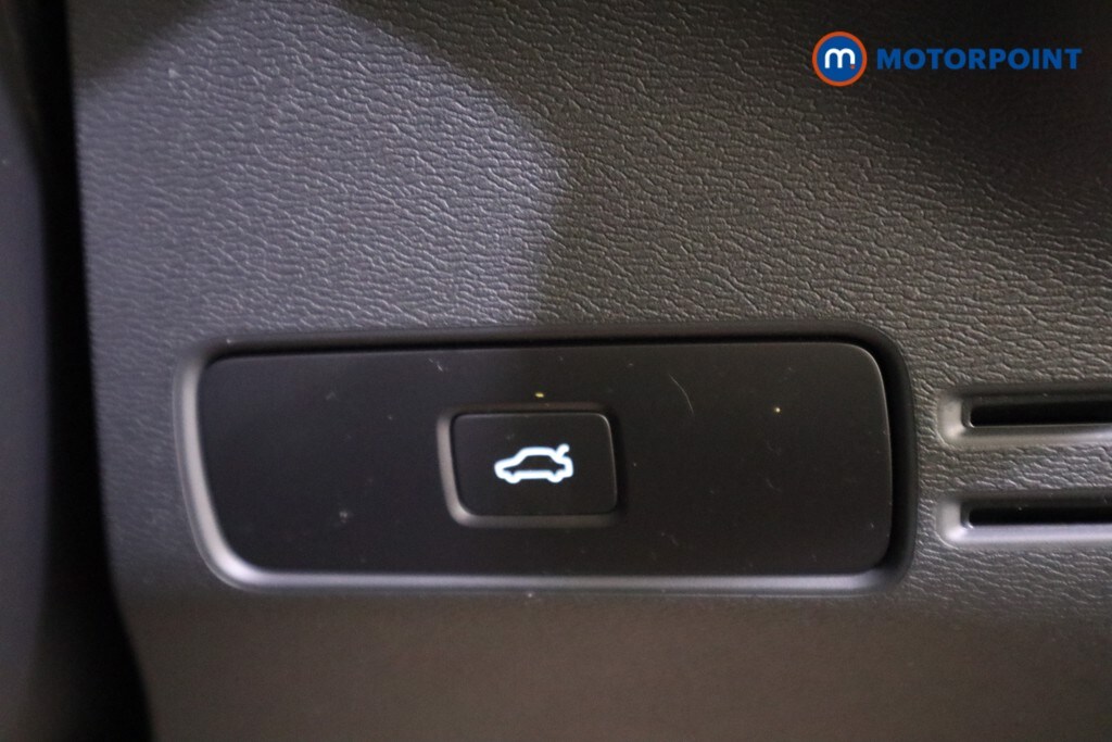 Used Volvo XC40 2024 for sale - 78207199: Photo 19