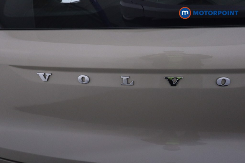 Used Volvo XC40 2024 for sale - 78207199: Photo 42