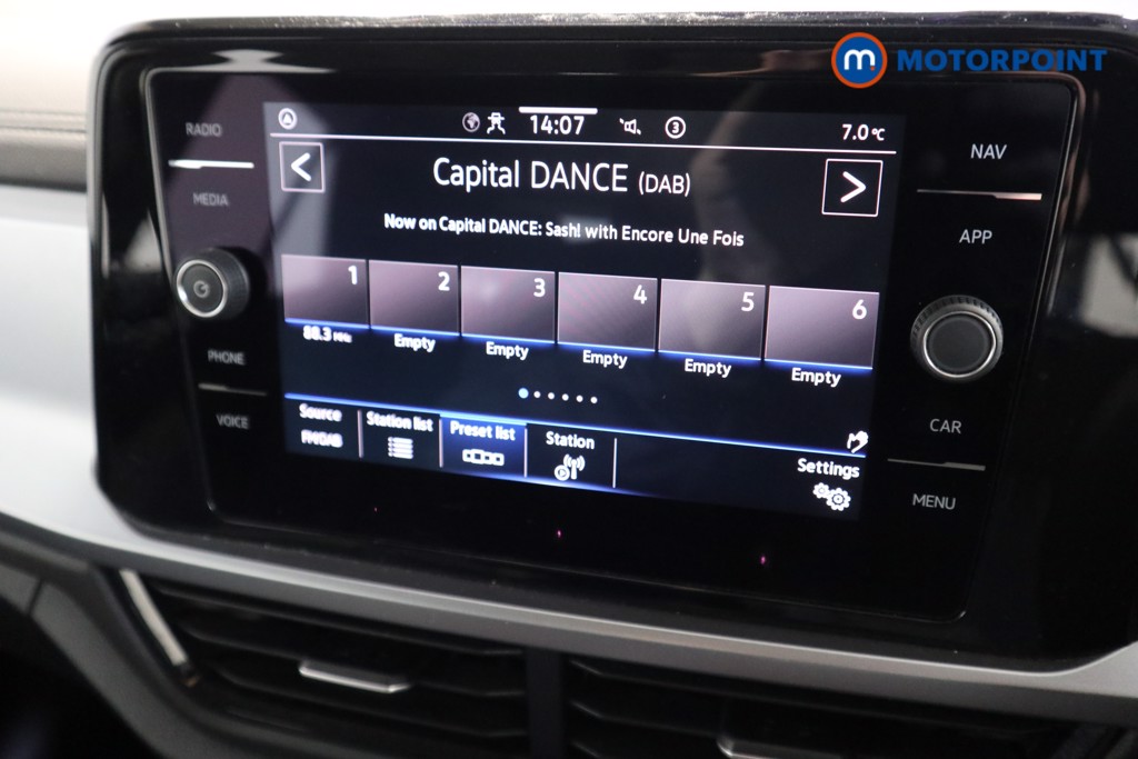 Used Volkswagen T-Roc 2022 for sale - 77211228: Photo 14