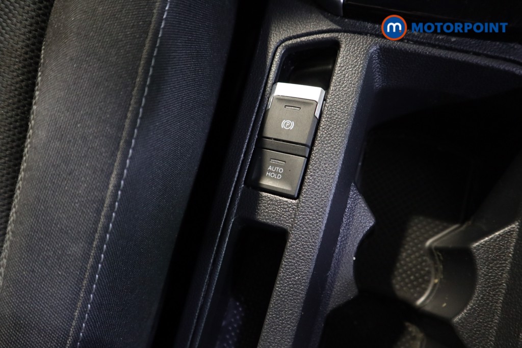 Used Volkswagen T-Roc 2022 for sale - 77211228: Photo 18