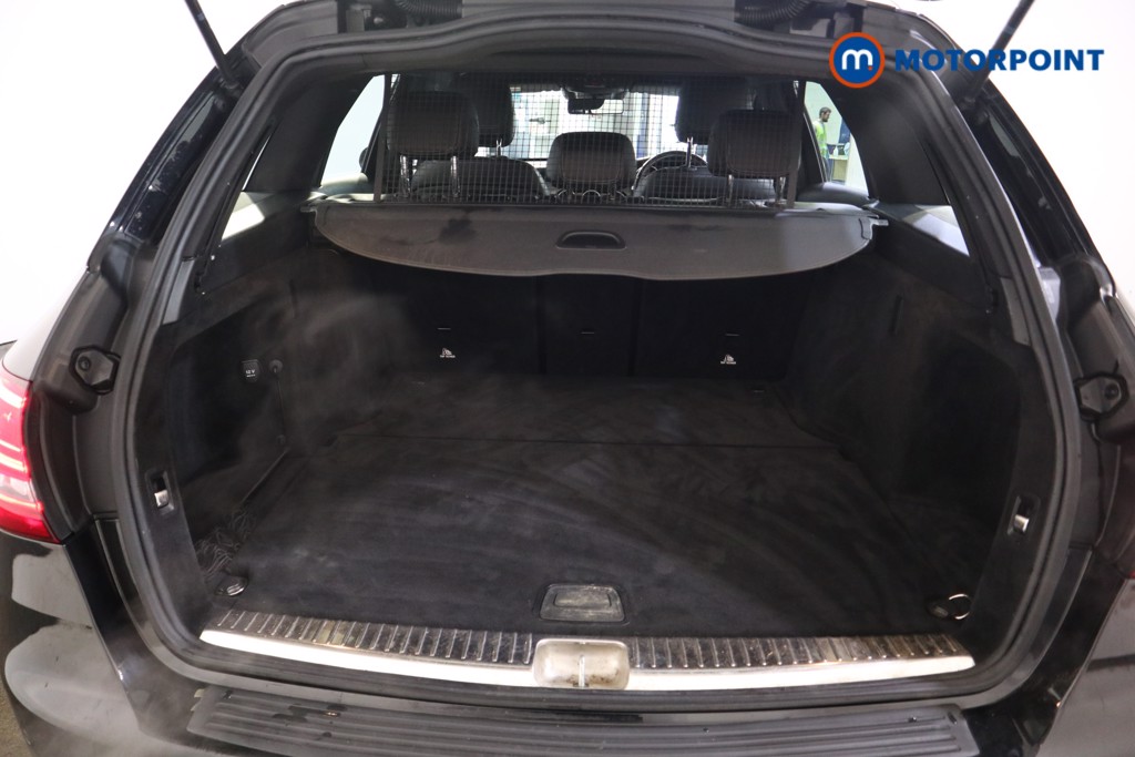 Used Mercedes-Benz C Class 2019 for sale - 77533573: Photo 32