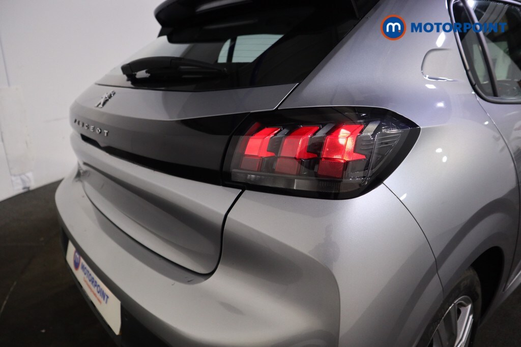 Used Peugeot 208 2020 for sale - 76949242: Photo 31