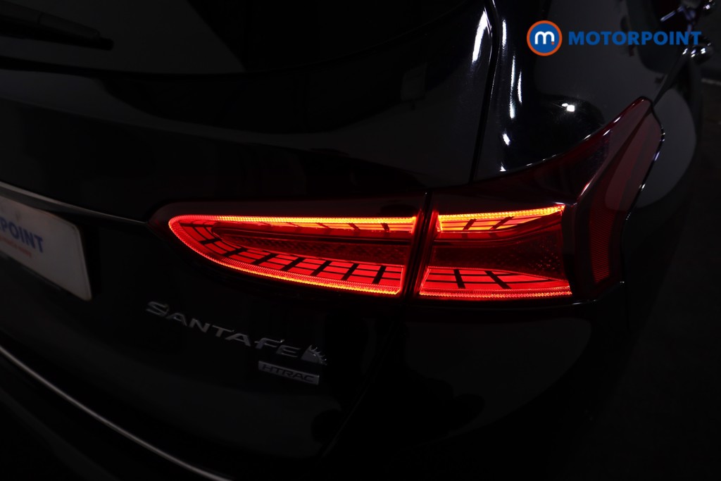 Used Hyundai Santa Fe 2019 for sale - 76718347: Photo 32