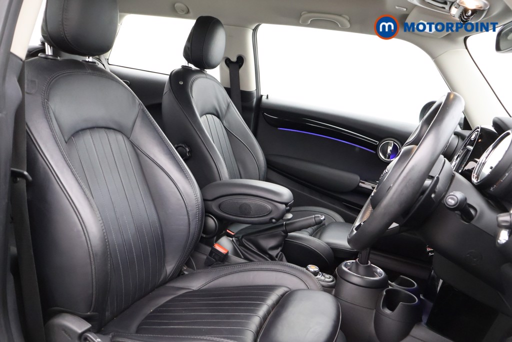 Used MINI Hatch 2019 for sale - 76157531: Photo 19