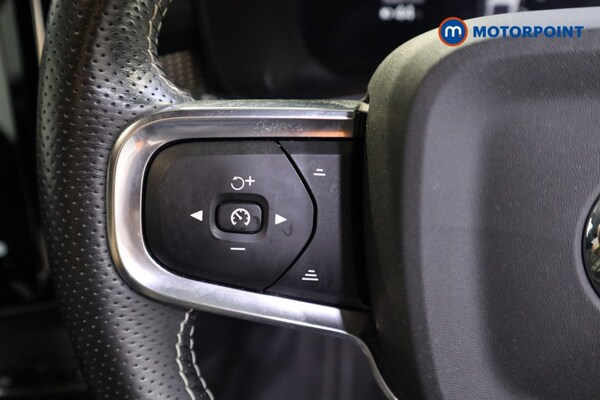 Used Volvo XC40 2021 for sale - 76235076: Photo 11
