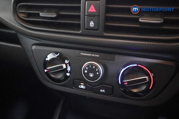 Used Hyundai i10 2022 for sale - 76303435: Photo 15