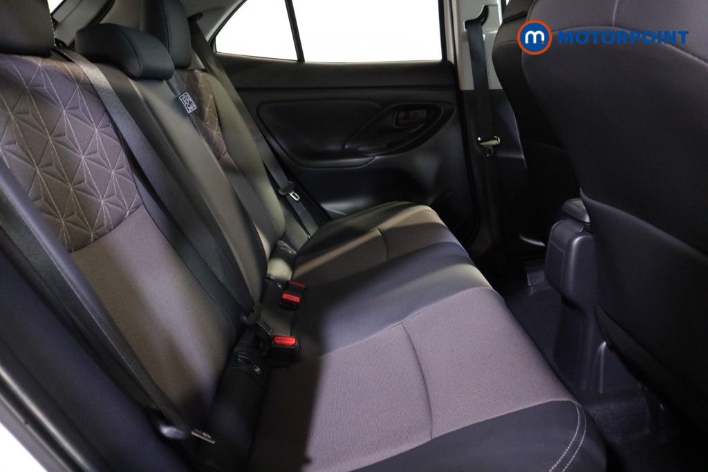 Used Toyota Yaris Cross 2024 for sale - 77966099: Photo 26