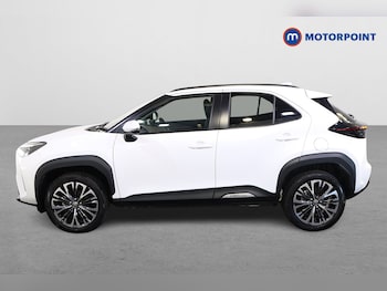 Used Toyota Yaris Cross 2024 for sale - 77966099: Photo