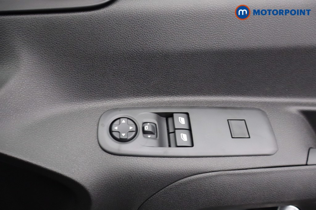 Used Citroen Berlingo 2025 for sale - 77045947: Photo 19