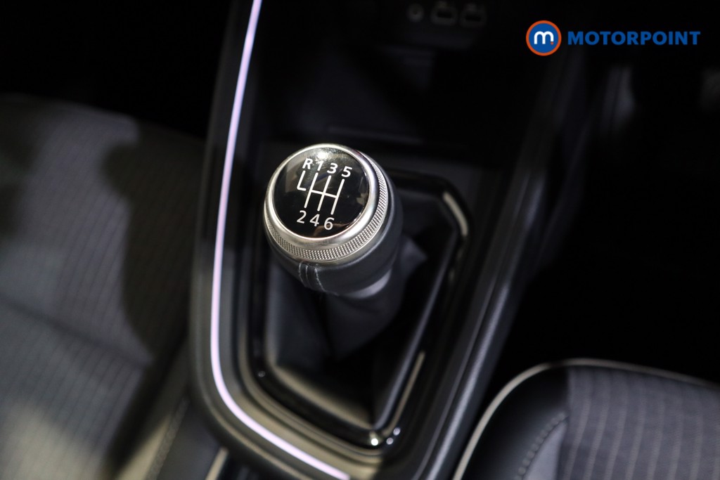 Used Renault Clio 2024 for sale - 77249016: Photo 17