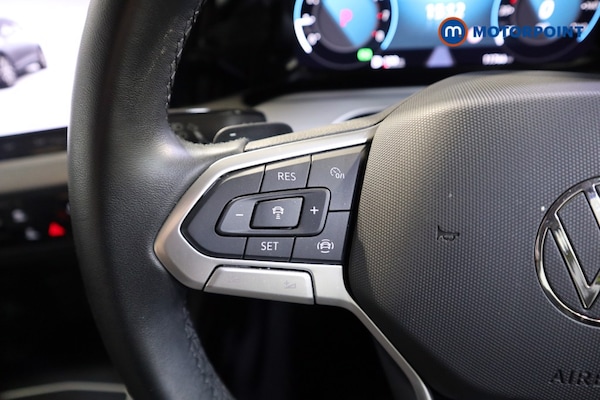 Used Volkswagen Golf 2024 for sale - 75637378: Photo 11
