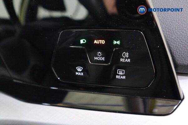 Used Volkswagen Golf 2024 for sale - 75637378: Photo 16