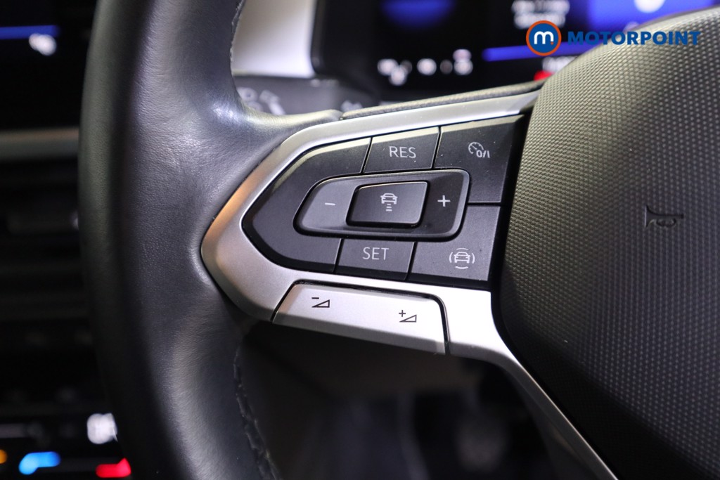 Used Volkswagen T-Roc 2023 for sale - 76739072: Photo 13