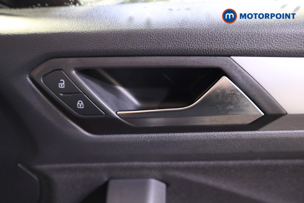 Used Volkswagen T-Roc 2023 for sale - 76739072: Photo 17